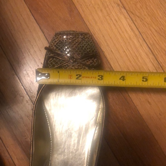 BCBG Paris Square toe earth tone flats with bow, size 7.5 - Picture 9 of 10